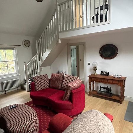 Newly Renovated Stone Cottage Located 2.5 Miles From Killarney Town Teernaboul 外观 照片