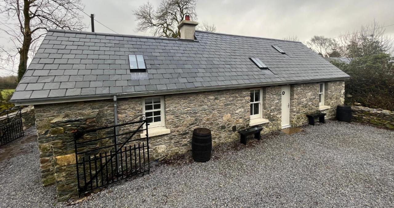 Newly Renovated Stone Cottage Located 2.5 Miles From Killarney Town Teernaboul 外观 照片